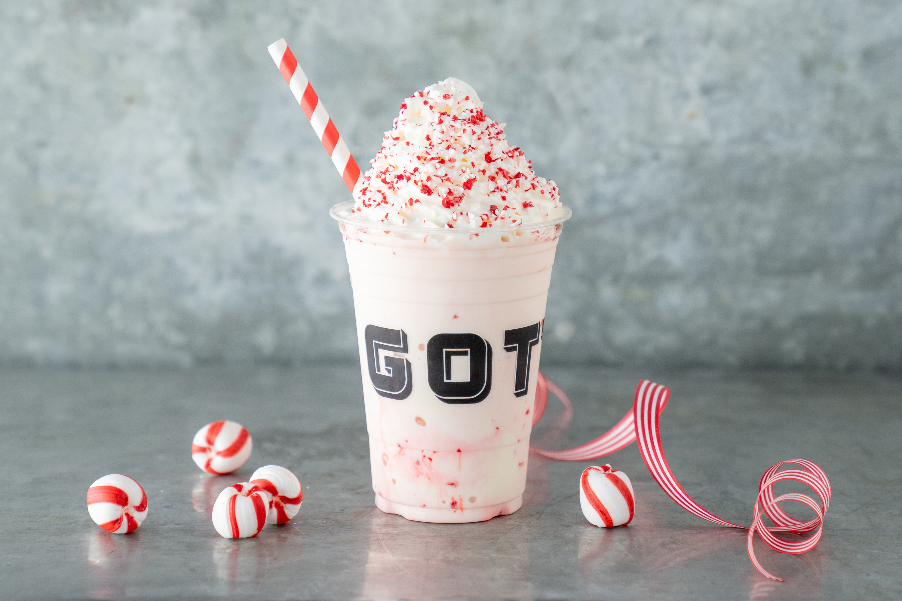 Candy Cane Shake - 16 oz